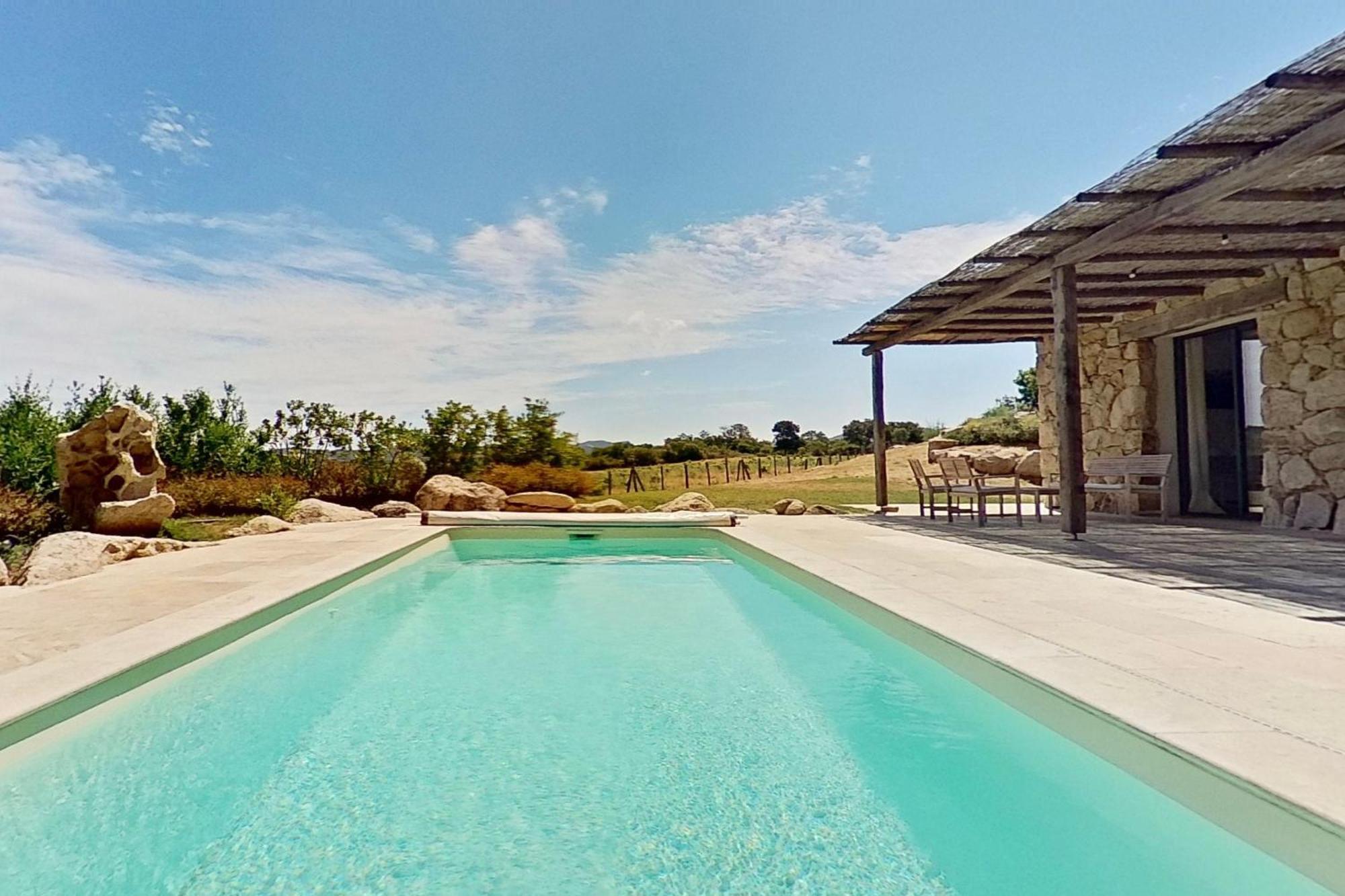 Argiale - Arghjale Villa Figari  Luaran gambar